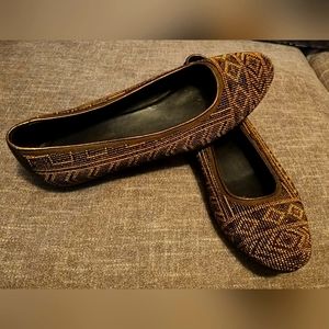 Donald J. Pliner Beaded Flats Size 8.5W